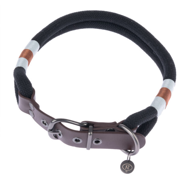 Nomad Tales Spirit Halsband, Ebony Maat M: 40 - 46cm Nekomvang Hond